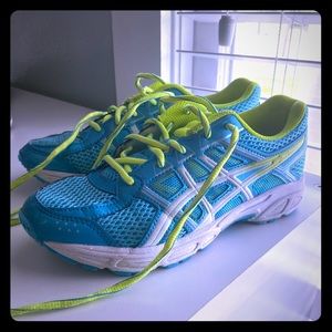 Blue & Lime Green Asics 💚